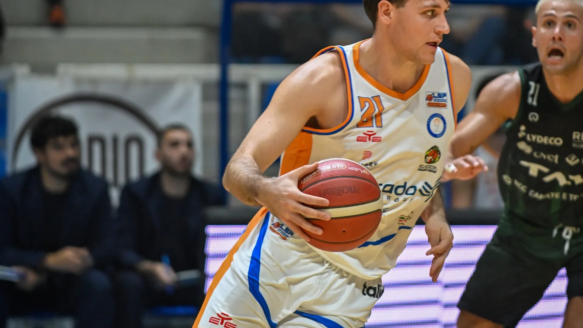 Galleria immagine 13